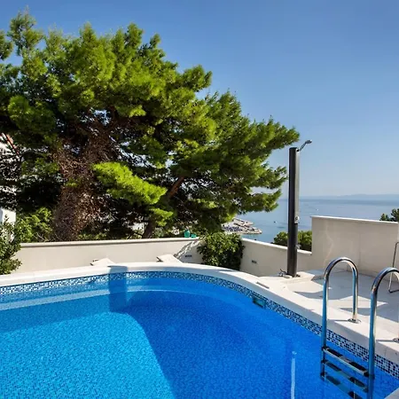 Rogac Villa *